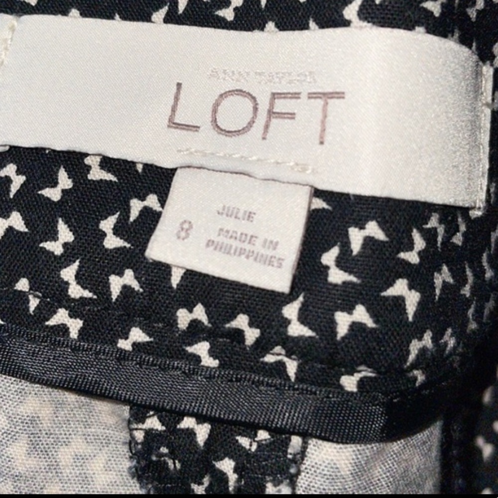 🦋LOFT by Ann Taylor “Julie” Pants, Size 8 - Picture 3 of 12
